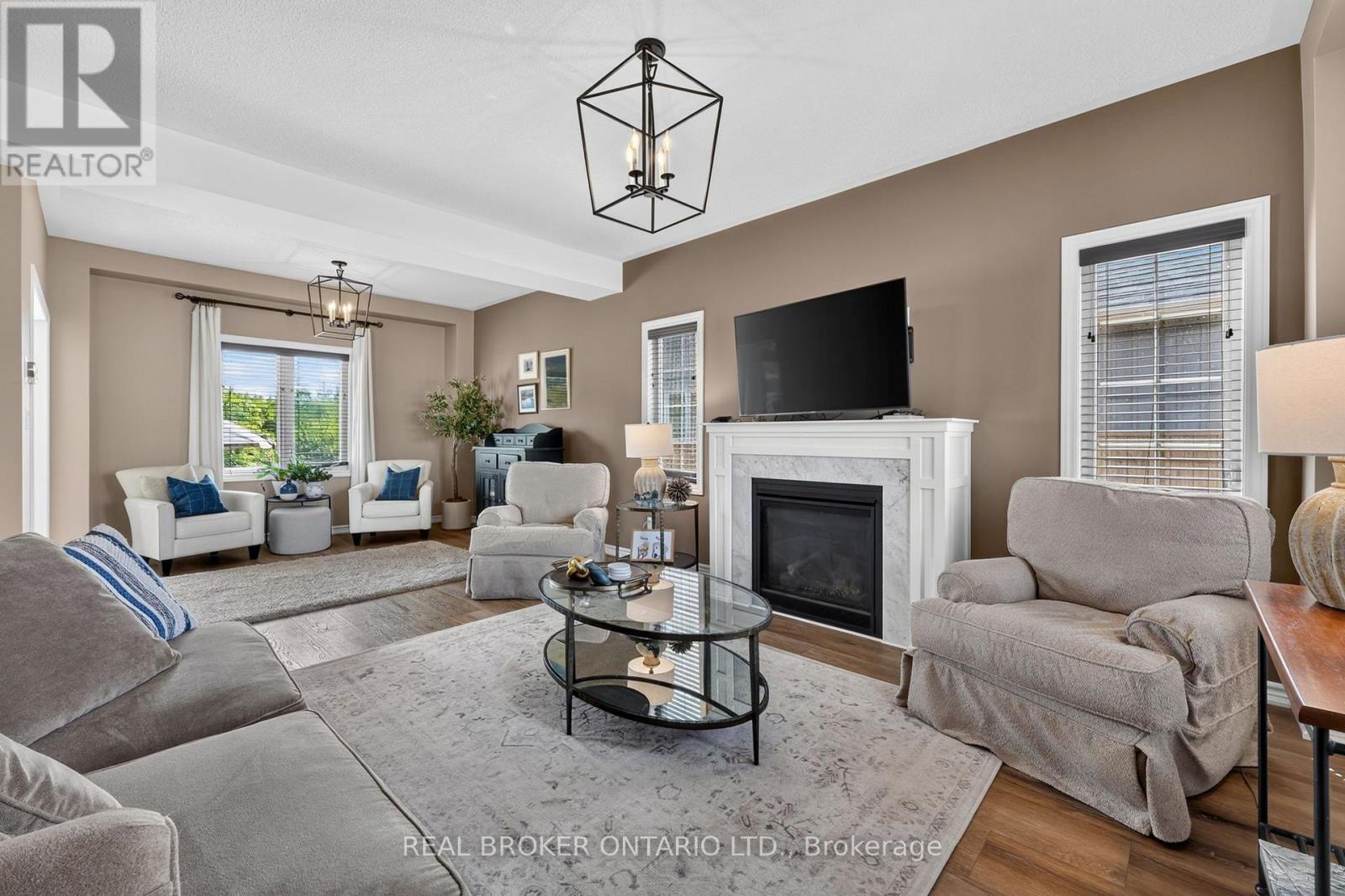 36 BEVERLY STREET - Image 7