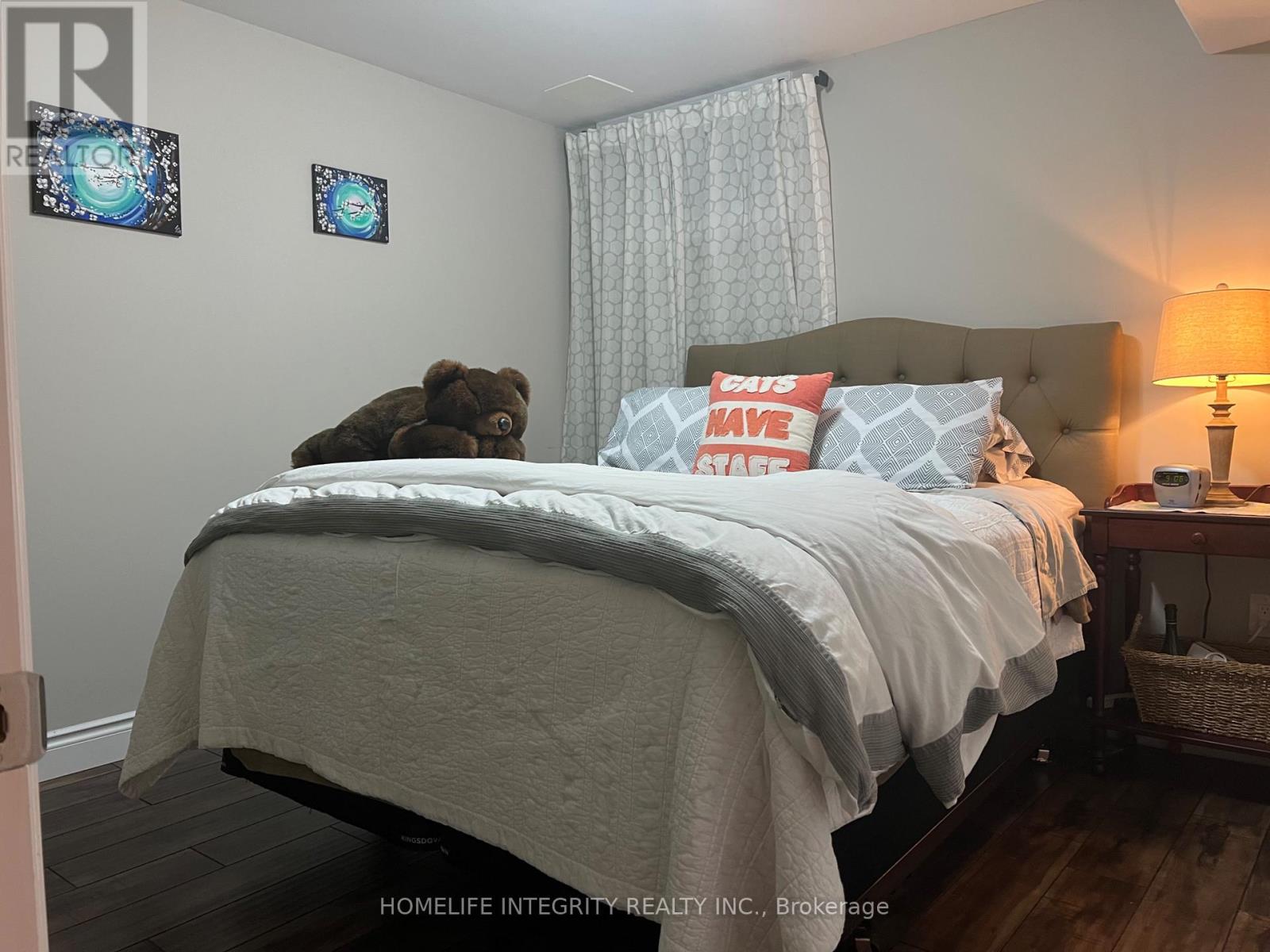 5092 BOYNE STREET - 37