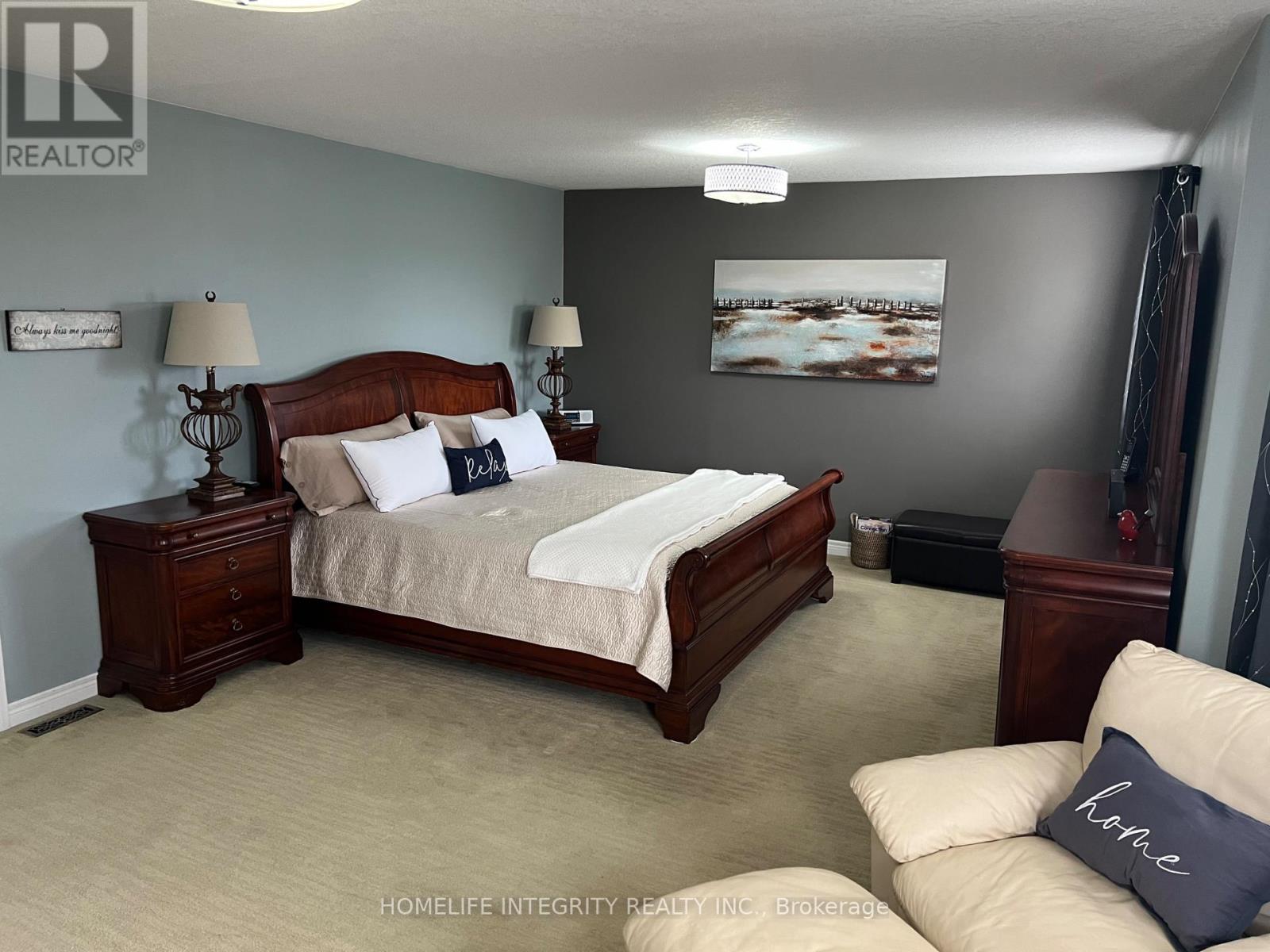 5092 BOYNE STREET - 21
