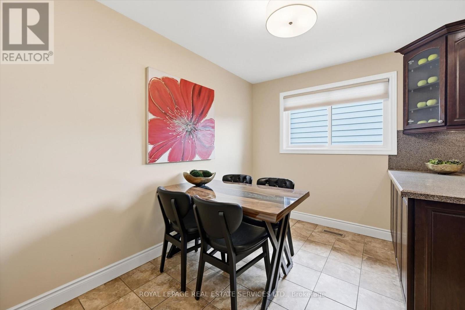 1210 GRAND BOULEVARD - Image 19