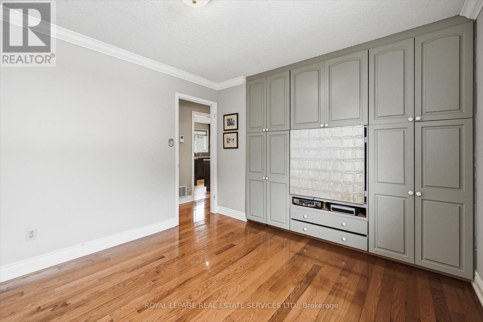 1210 GRAND BOULEVARD - Image 21
