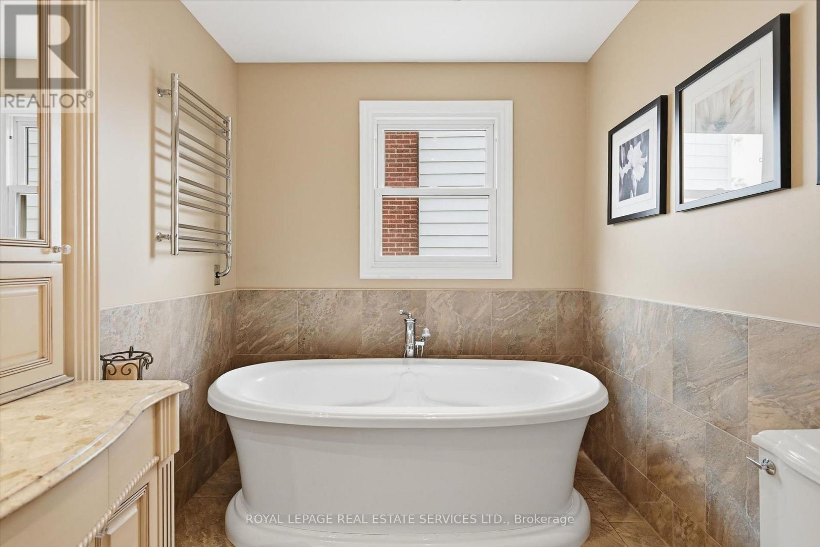 1210 GRAND BOULEVARD - Image 23