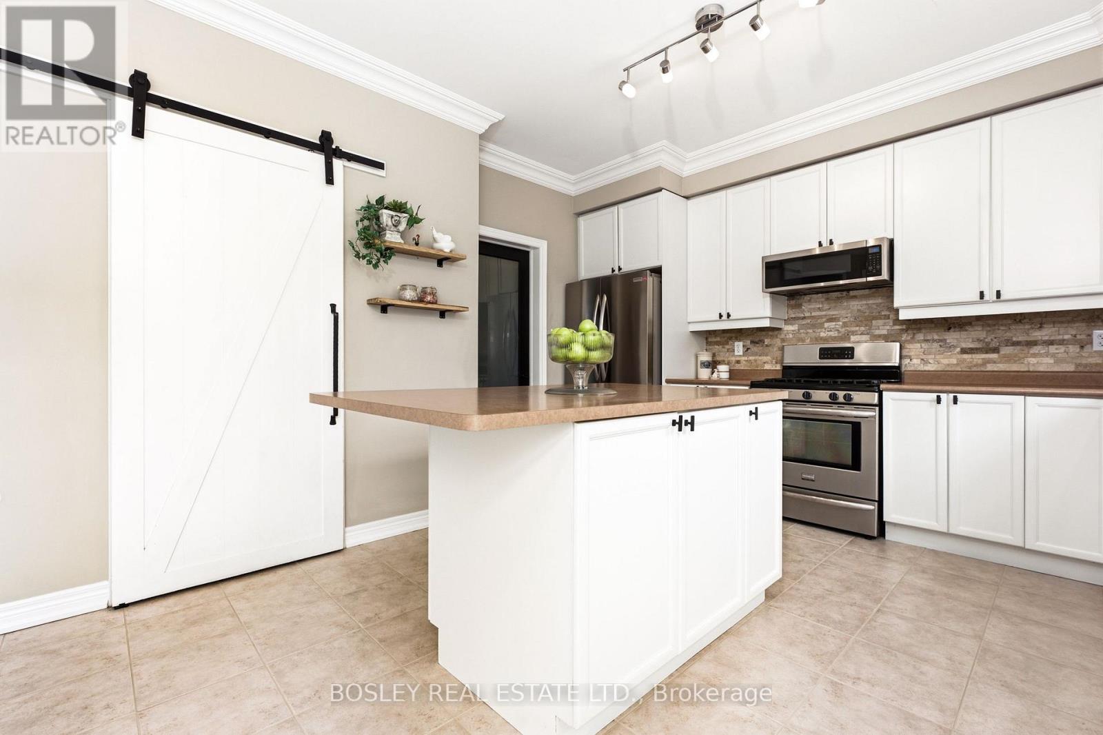 2160 HIGHCLIFFE WAY - 14