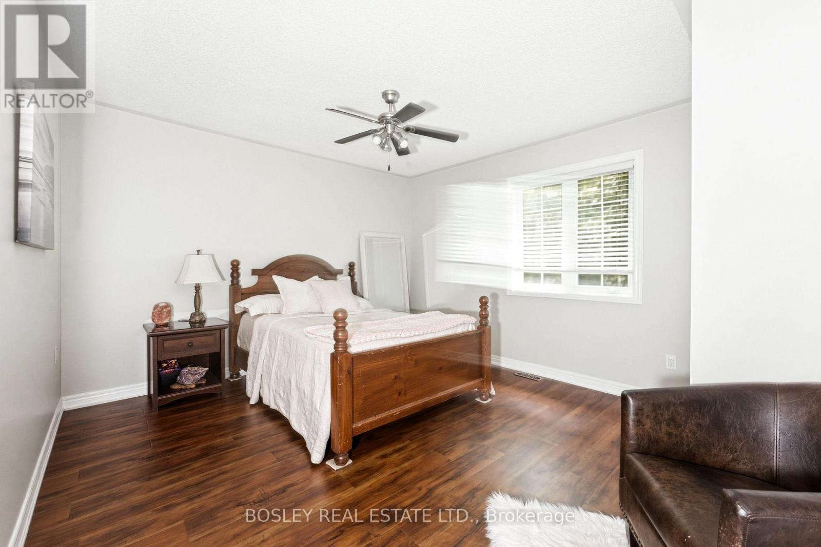 2160 HIGHCLIFFE WAY - 25