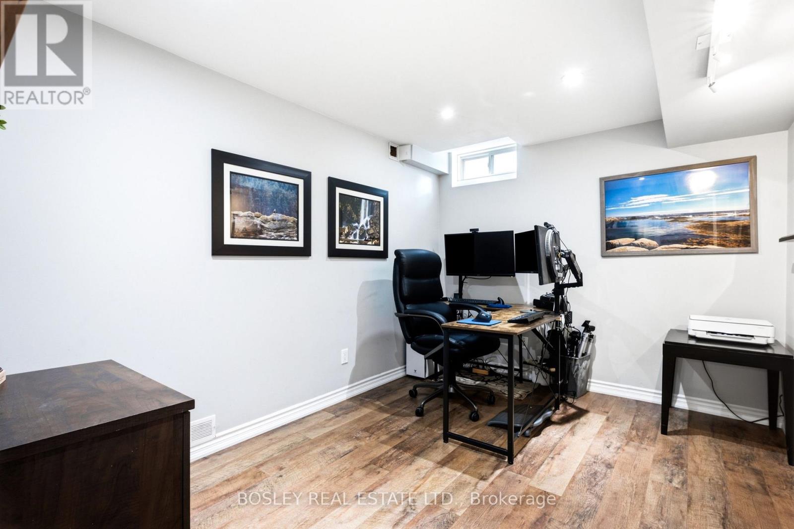 2160 HIGHCLIFFE WAY - 43