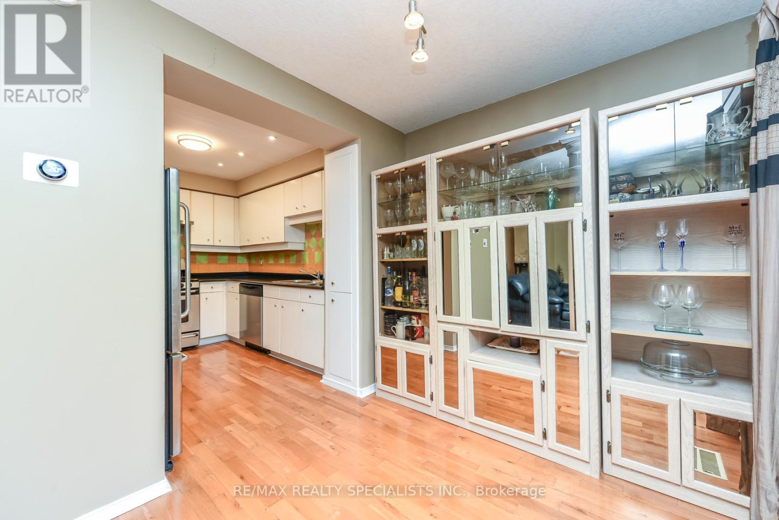 #122 3050 ORLEANS ROAD - 14