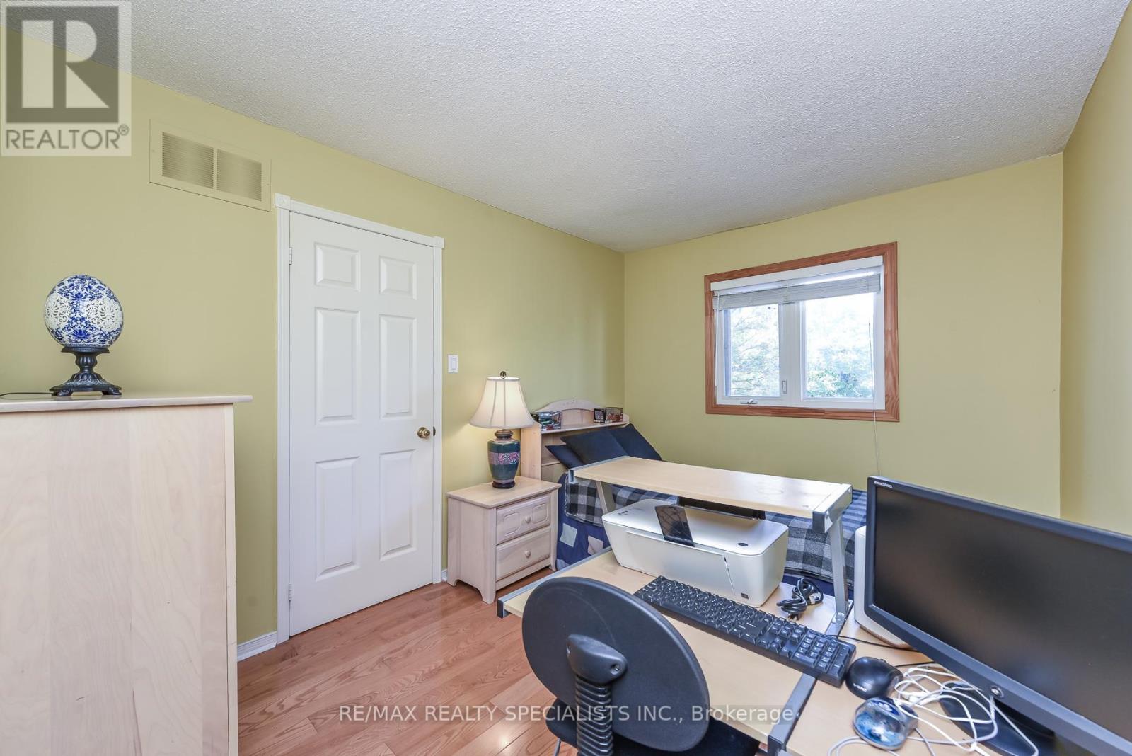 #122 3050 ORLEANS ROAD - 26