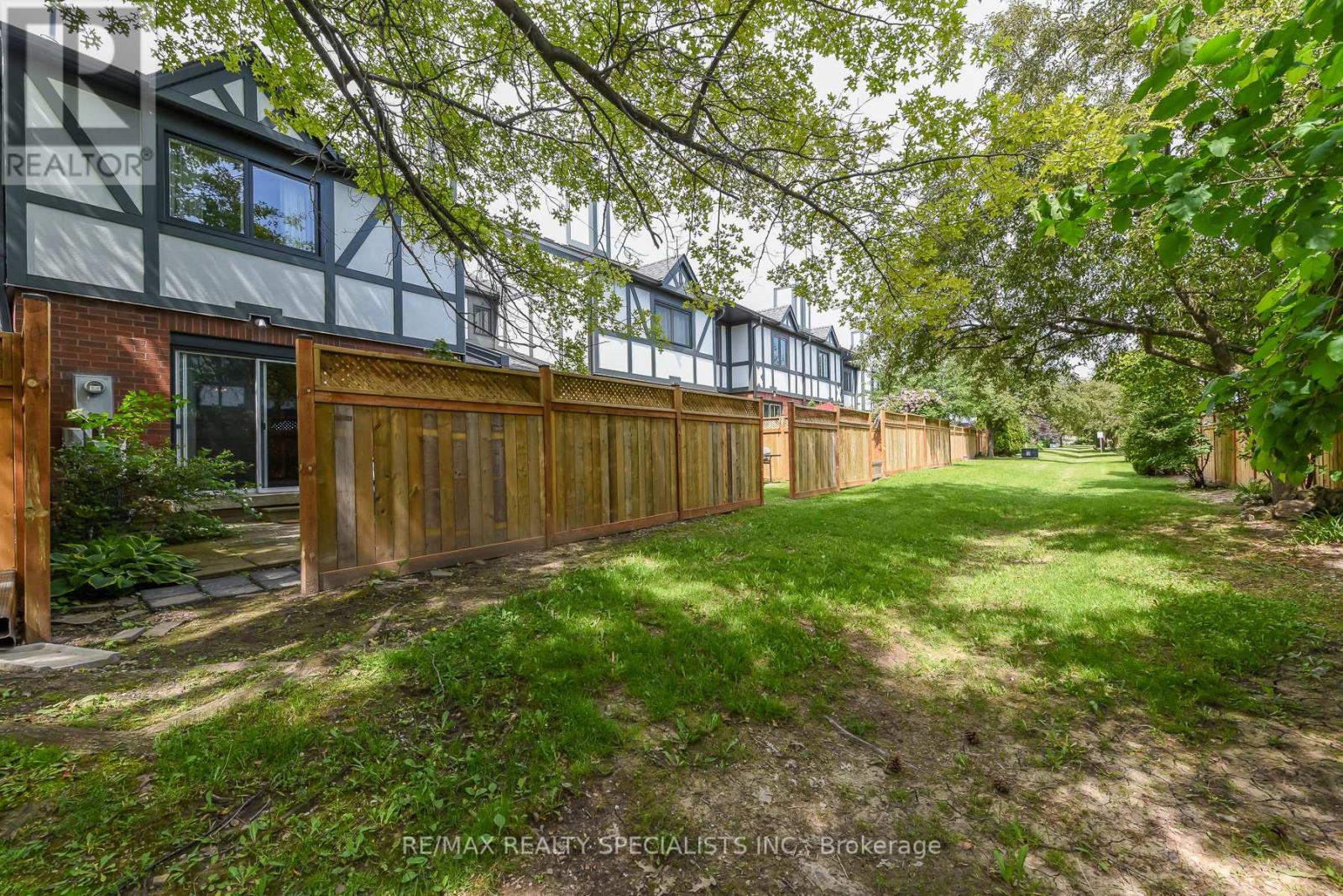 #122 3050 ORLEANS ROAD - 44