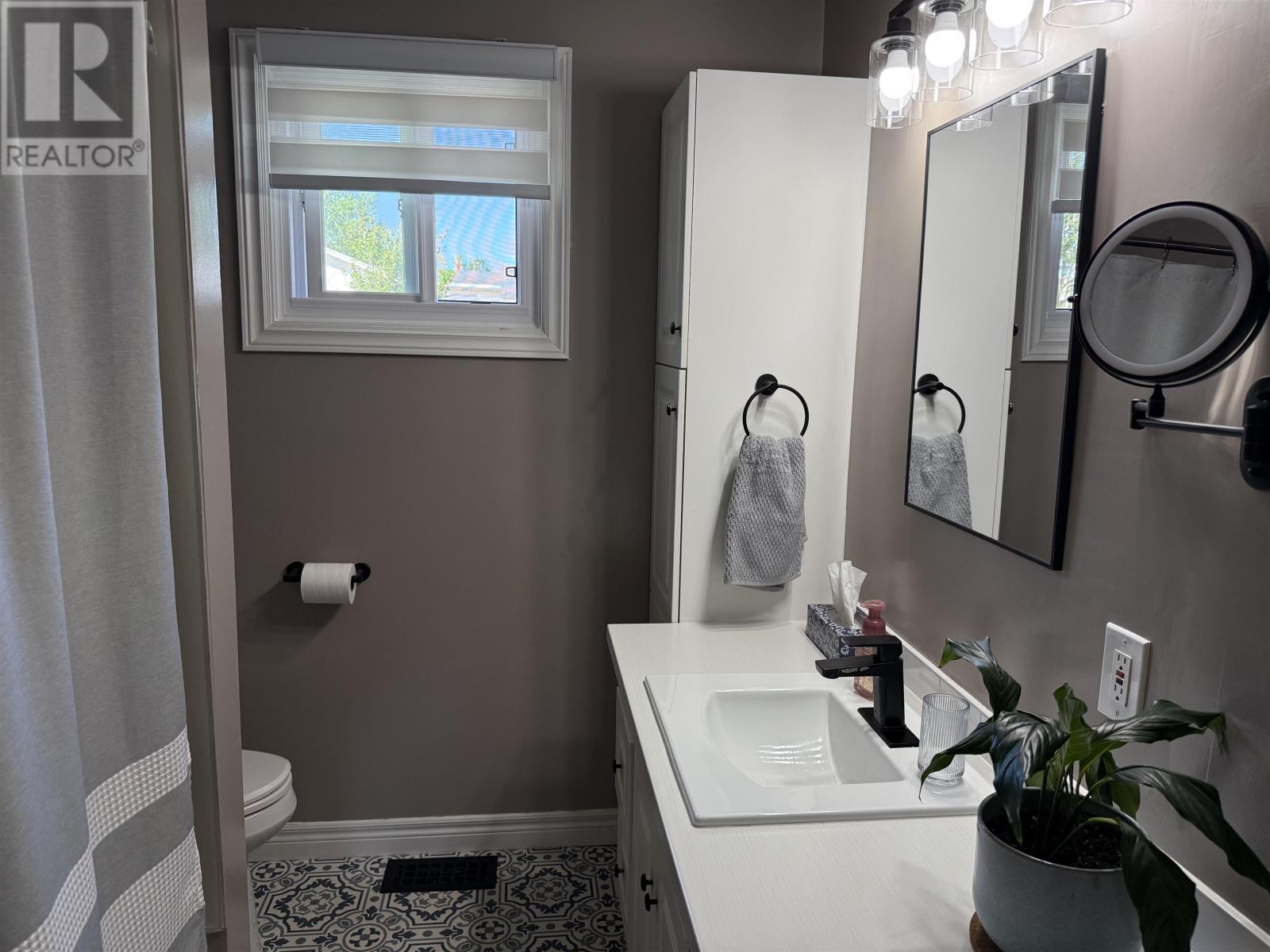 11 Barbara Drive - Image 22
