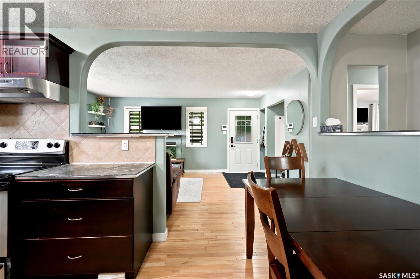 301 Fisher CRESCENT - Image 7