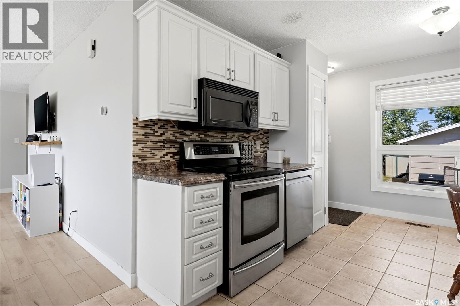 614 3rd AVENUE - Image 11
