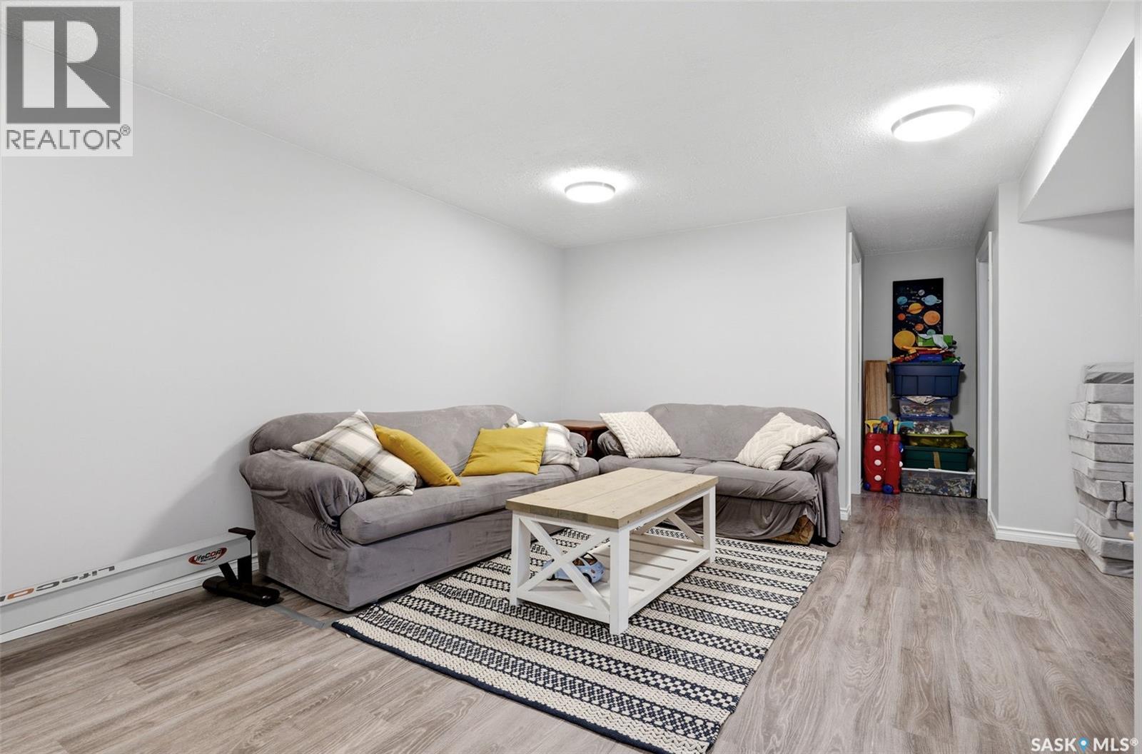 614 3rd AVENUE - Image 22