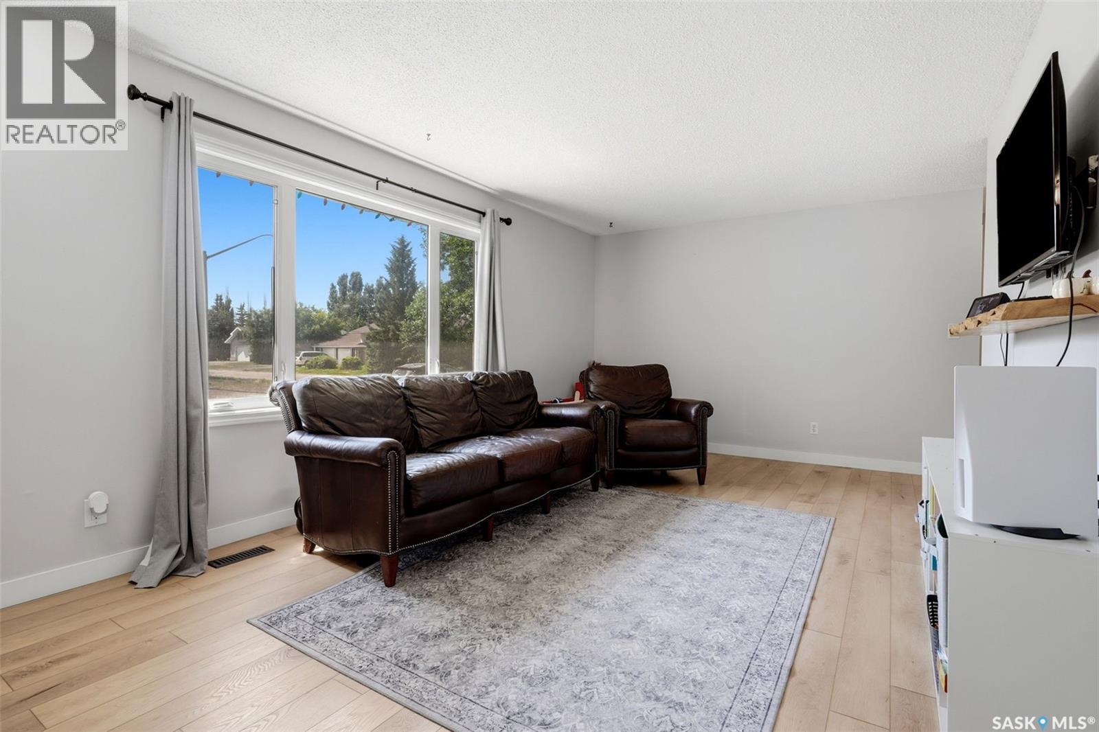 614 3rd AVENUE - Image 6