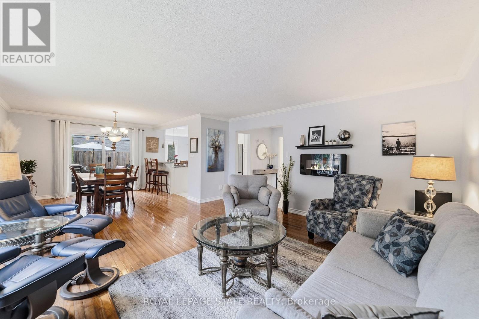 1 BANBURRY CRESCENT - 12