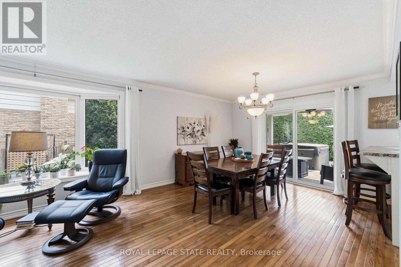 1 BANBURRY CRESCENT - 13
