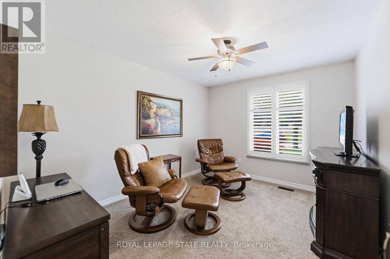 1 BANBURRY CRESCENT - 21