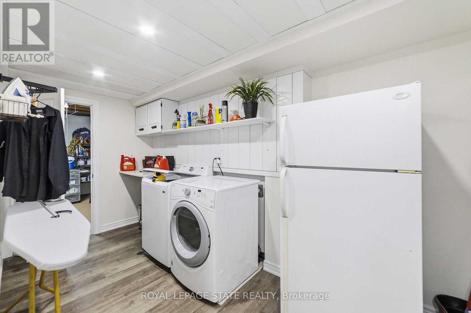 1 BANBURRY CRESCENT - 27