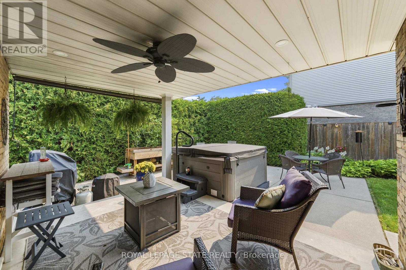 1 BANBURRY CRESCENT - 35