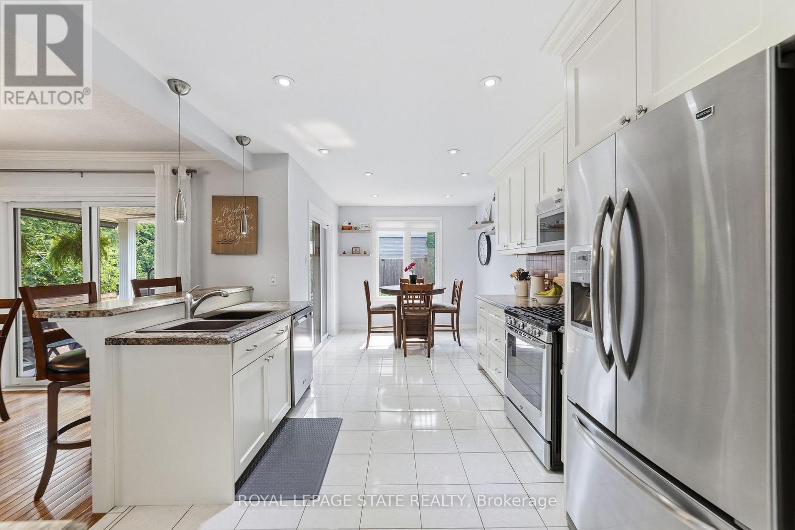 1 BANBURRY CRESCENT - 6