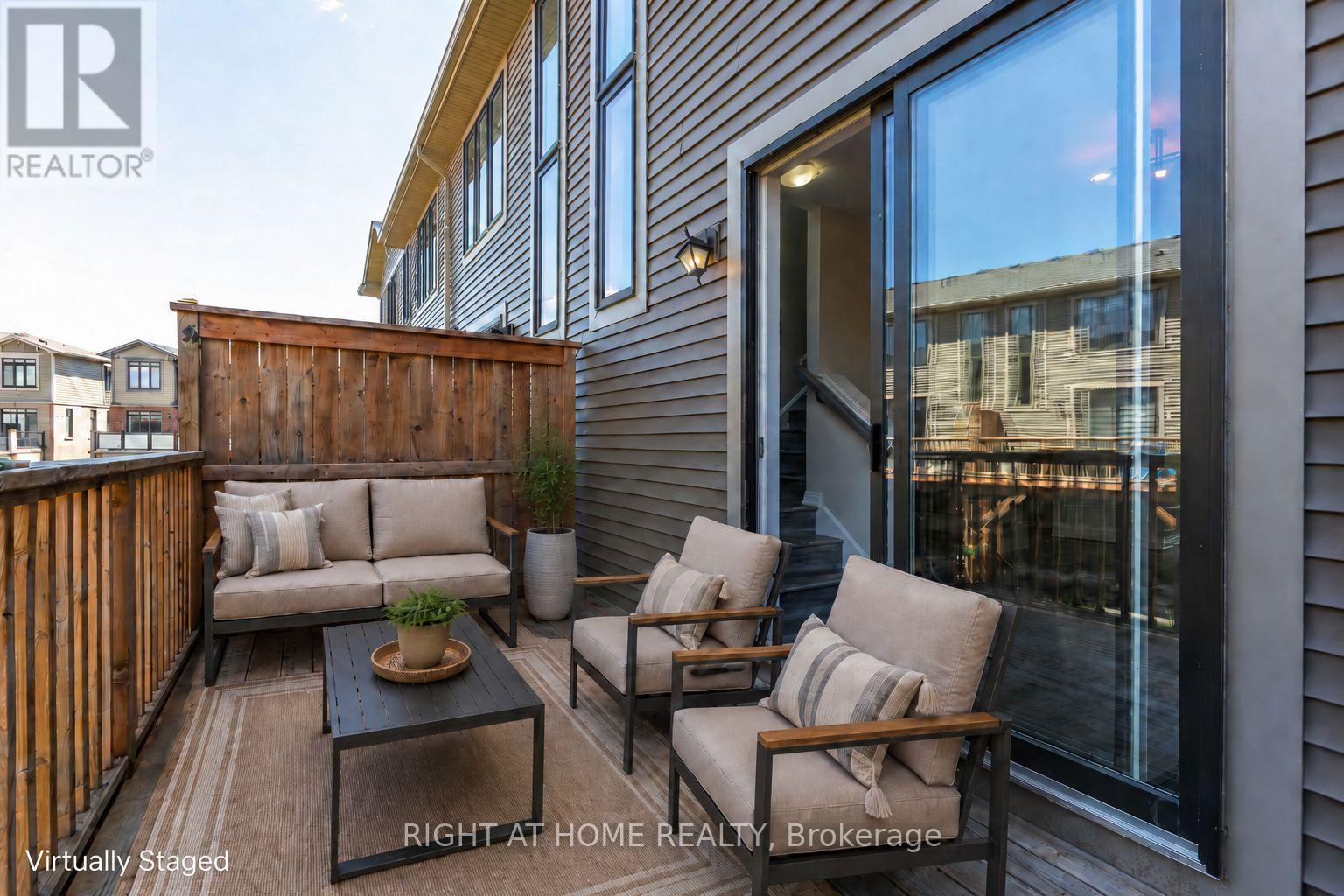 112 HOLLYWOOD COURT - 17