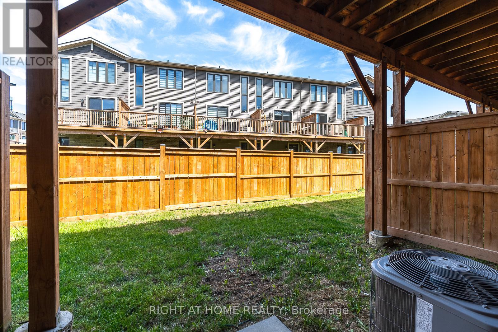 112 HOLLYWOOD COURT - 25