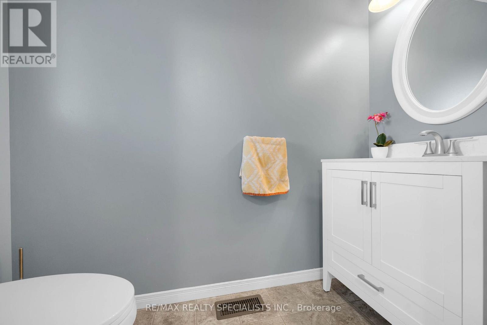 219 PROSPERITY DRIVE - Image 13