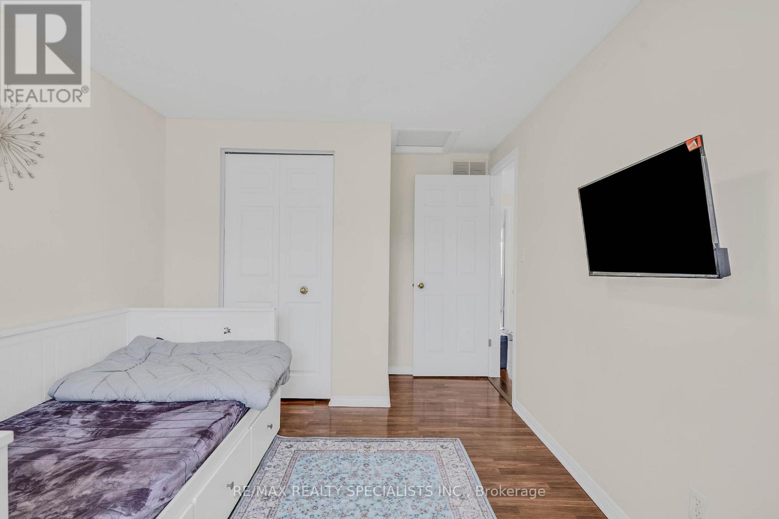 219 PROSPERITY DRIVE - Image 22