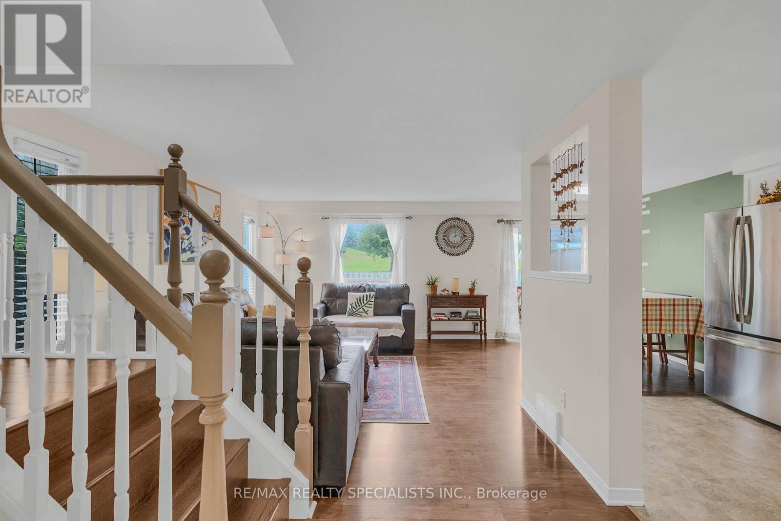 219 PROSPERITY DRIVE - Image 5