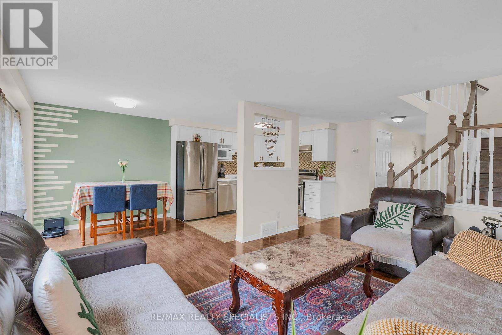 219 PROSPERITY DRIVE - Image 8