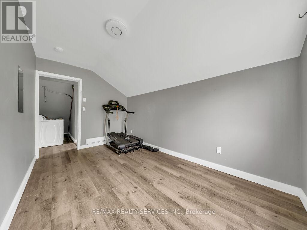 123 MAIN STREET W - 28