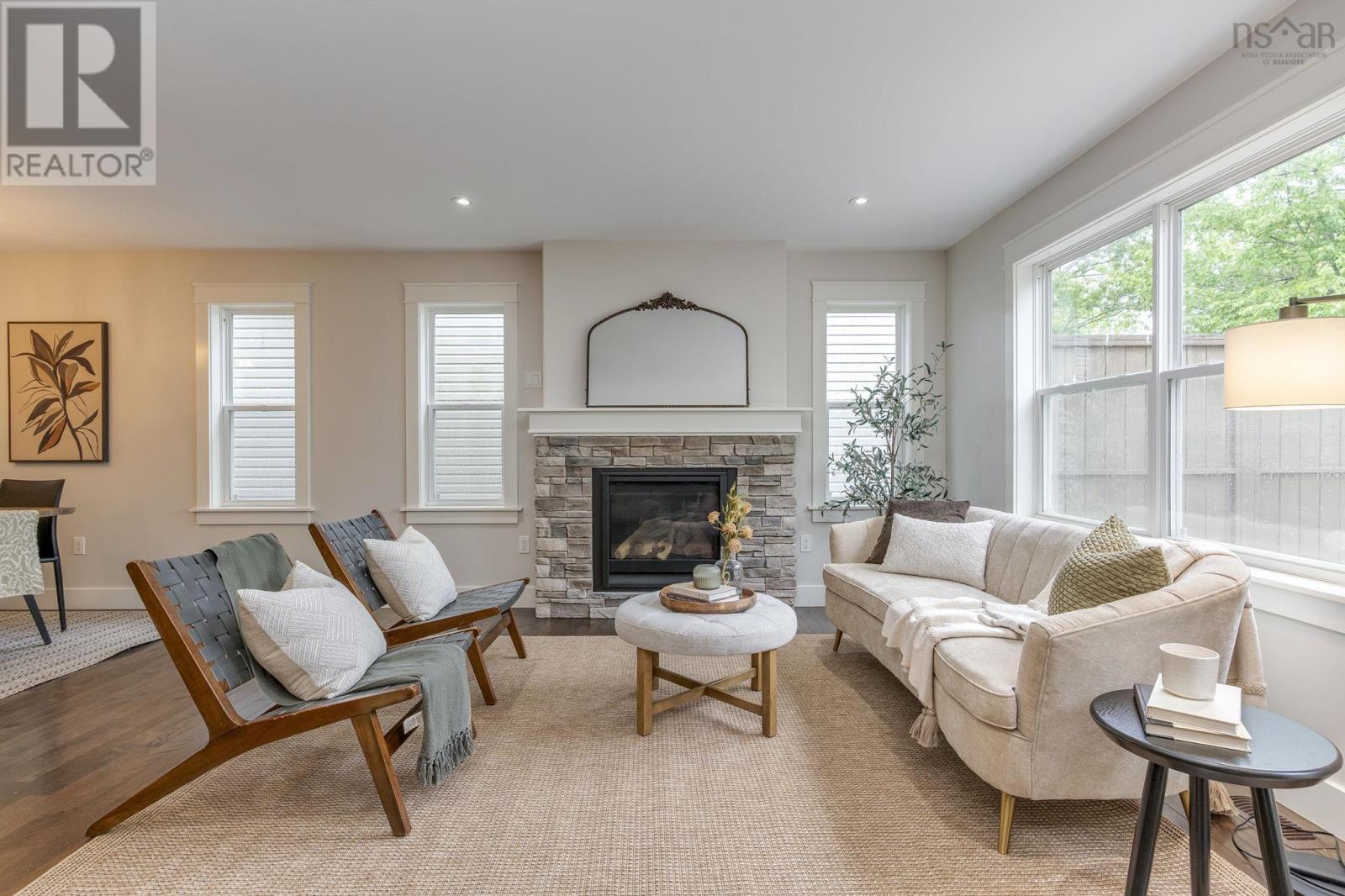 18 Larkview Terrace - 12
