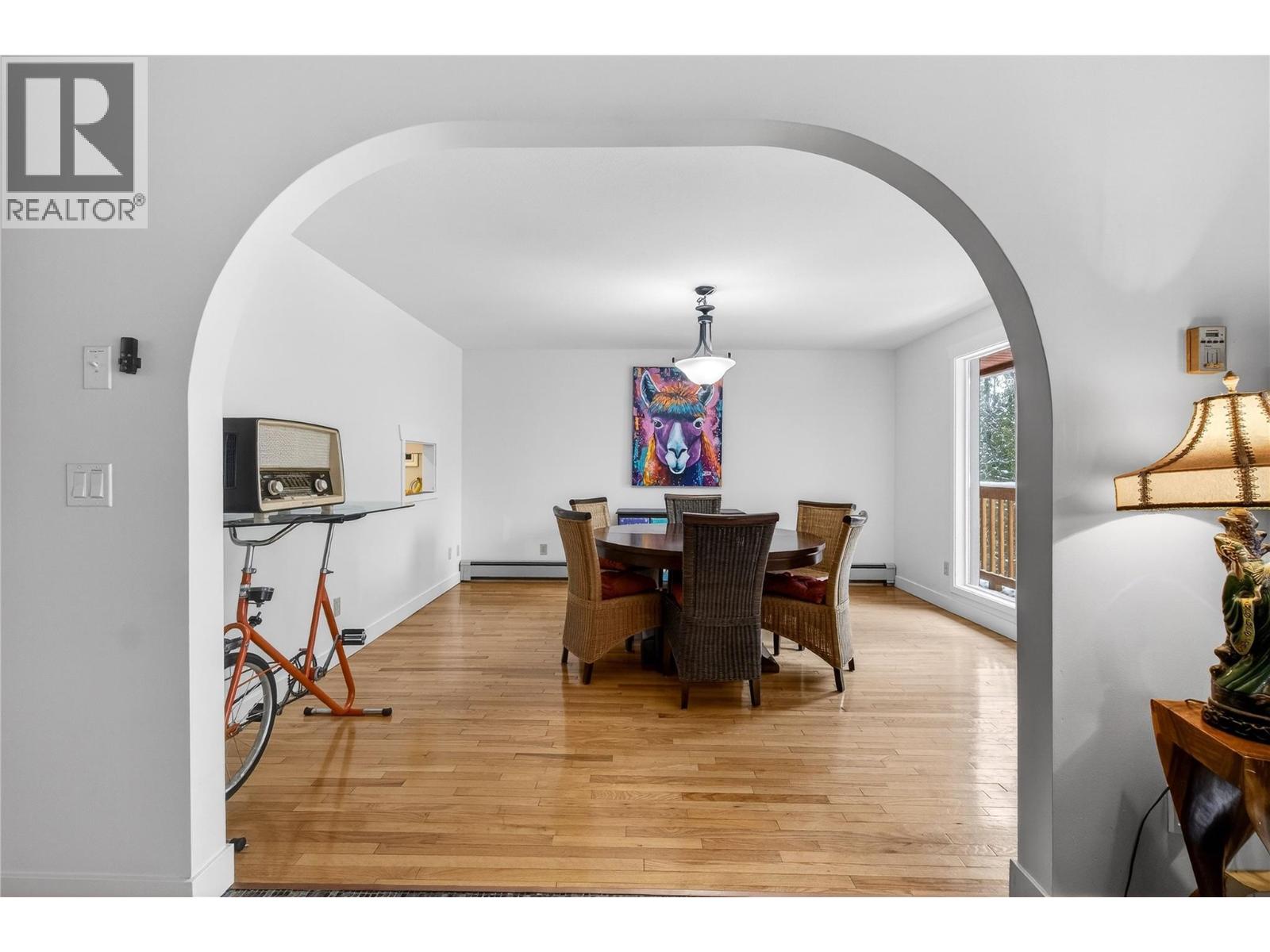 8361 Ladner Road - 18