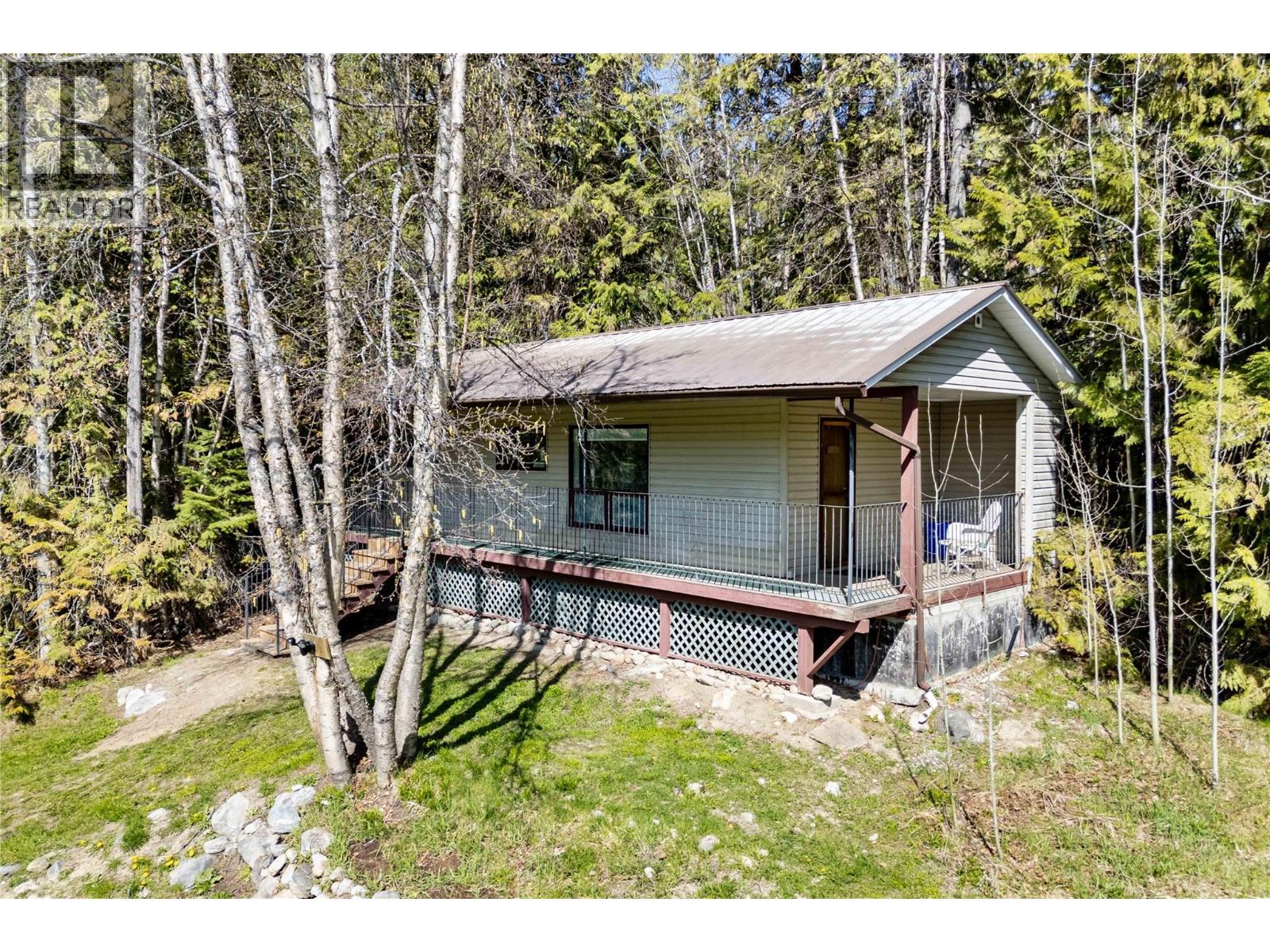 8361 Ladner Road - 90