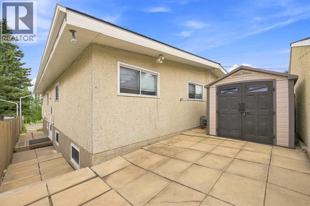 6303 4 Street NW - 40