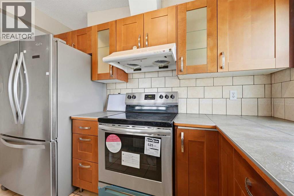 6303 4 Street NW - 15