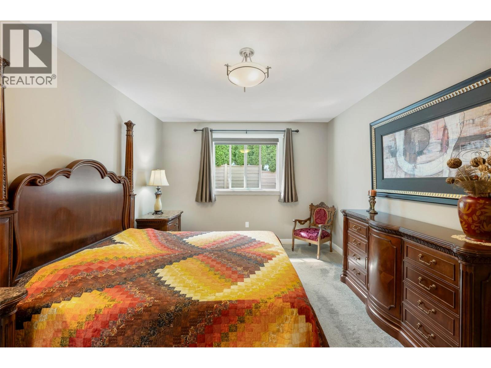 #173 170 Stocks Crescent - 17