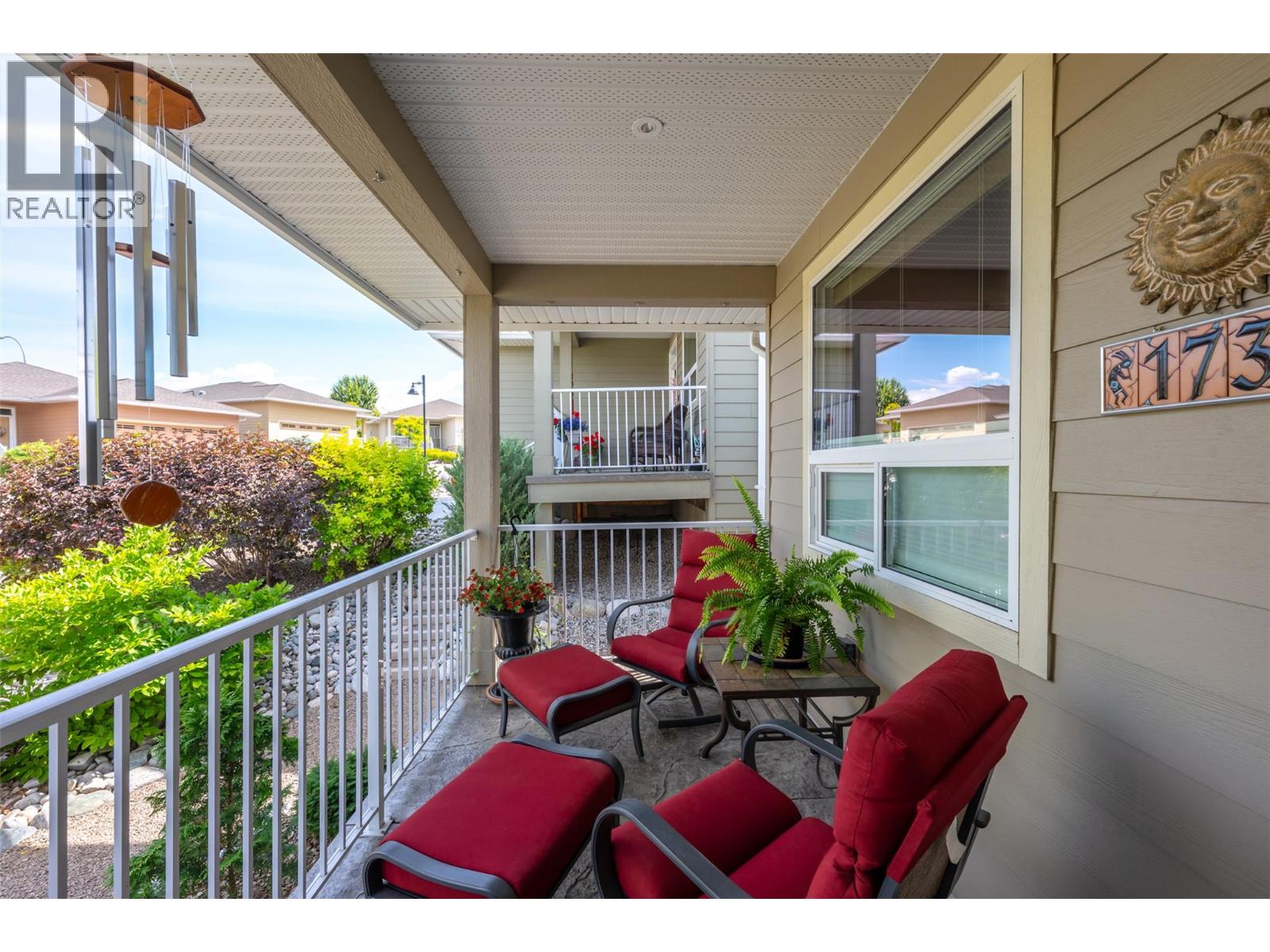 #173 170 Stocks Crescent - 44