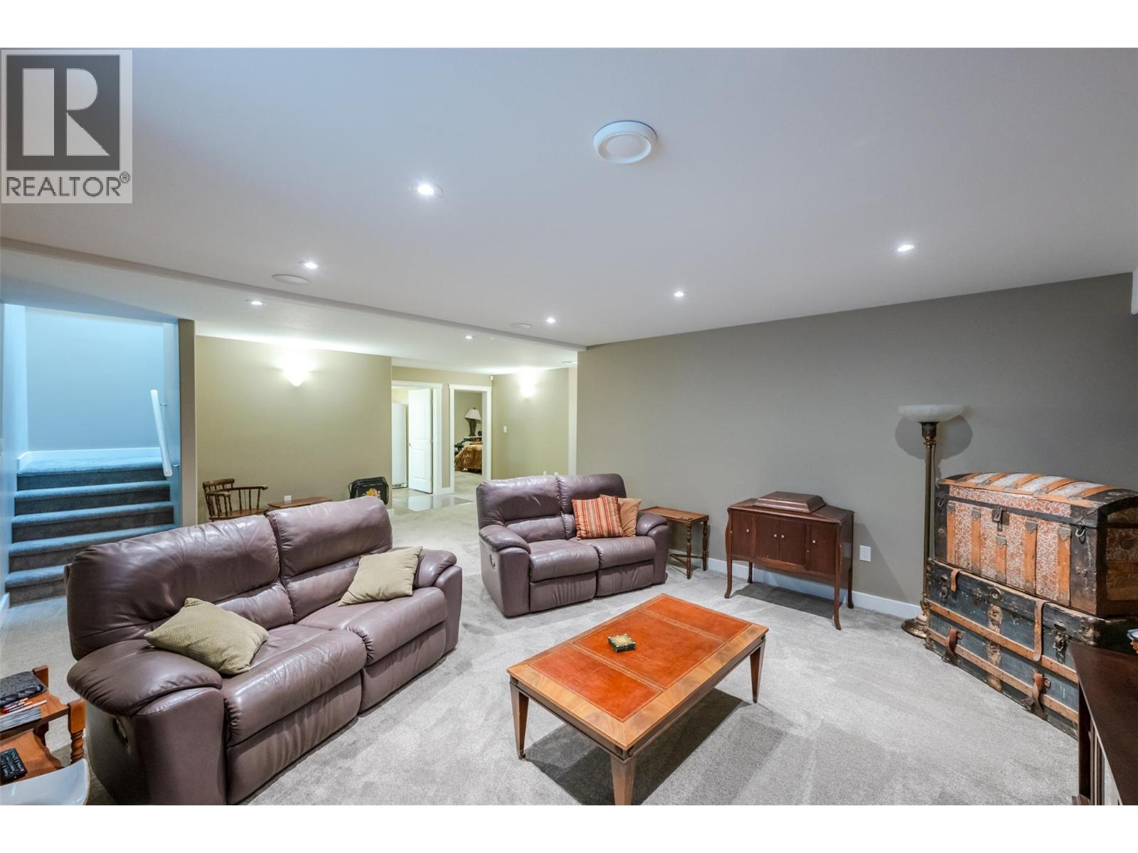 #173 170 Stocks Crescent - 32