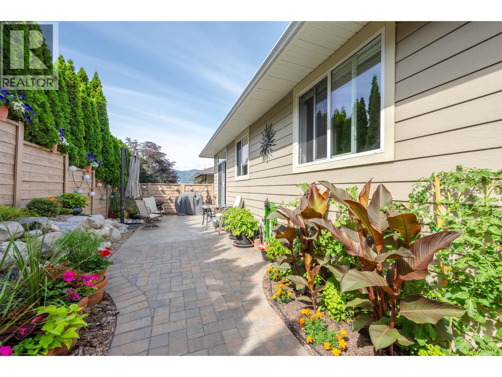 #173 170 Stocks Crescent - 63