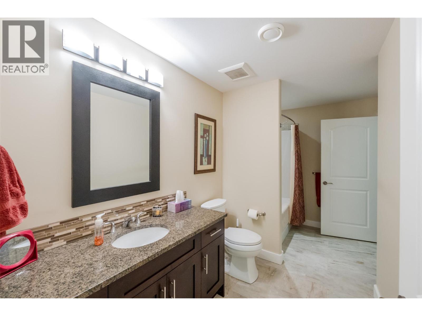 #173 170 Stocks Crescent - 36