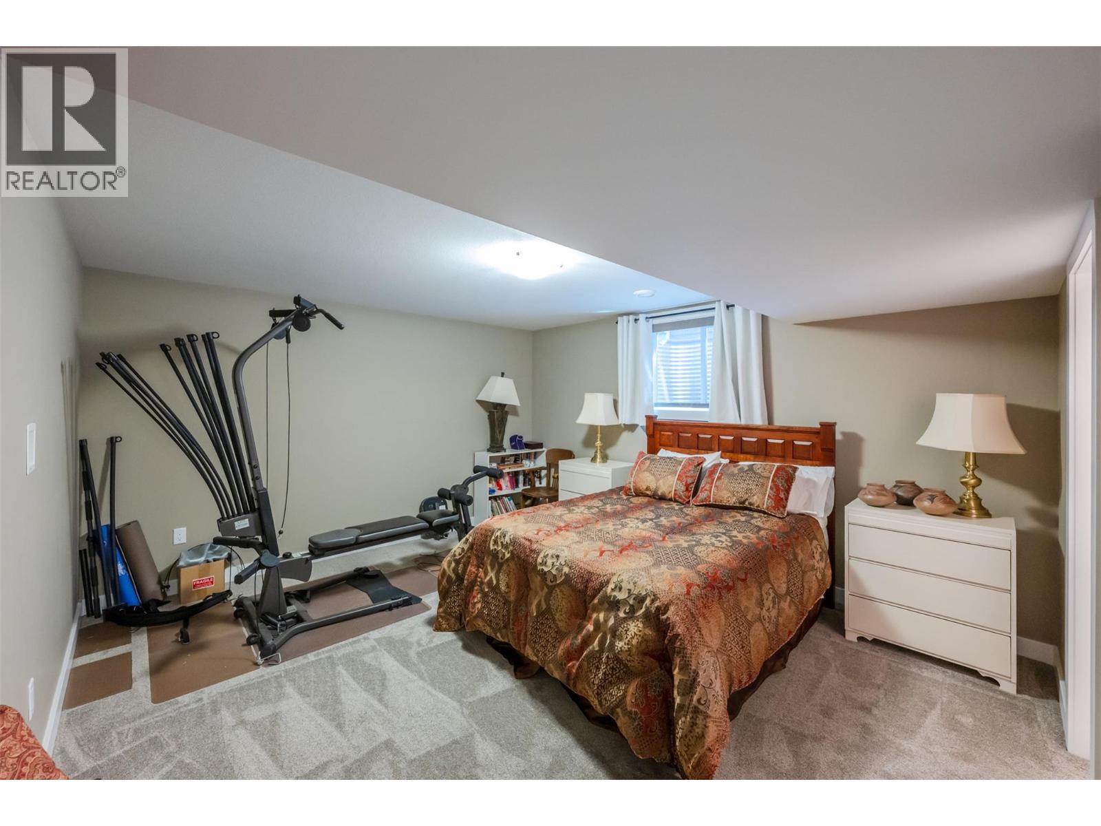 #173 170 Stocks Crescent - 33