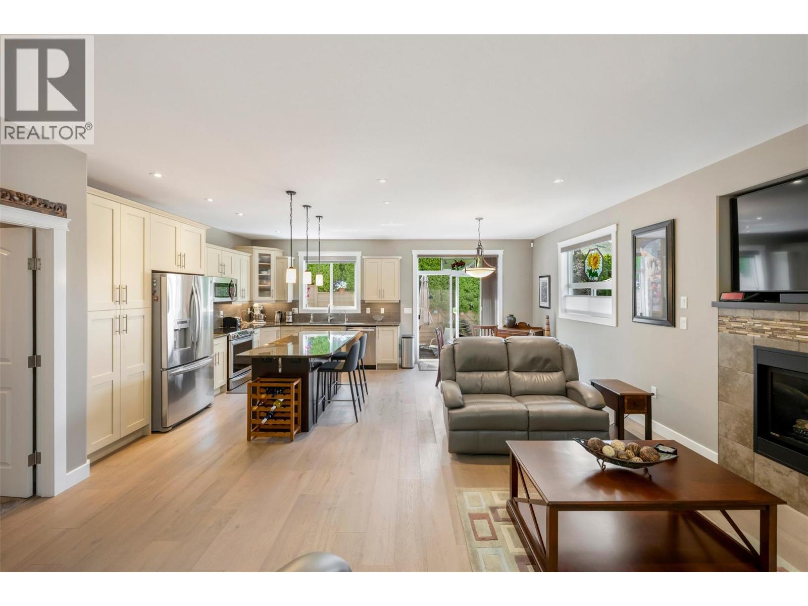 #173 170 Stocks Crescent - 4