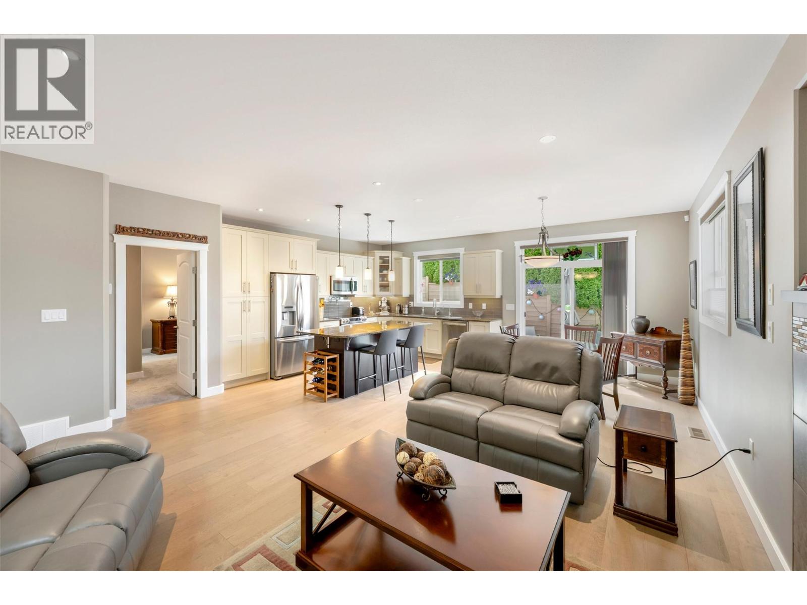 #173 170 Stocks Crescent - 5