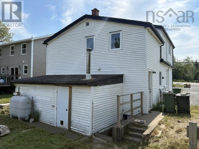746-748 Old Sambro Road - 44