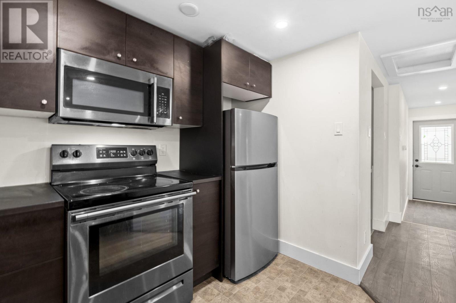 746/748 Old Sambro Road - 28
