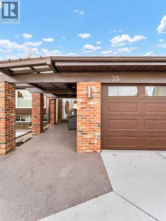 35 Horner Court NE - 2