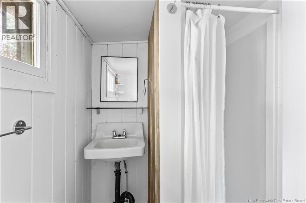 1403 Storeytown Road - Image 11