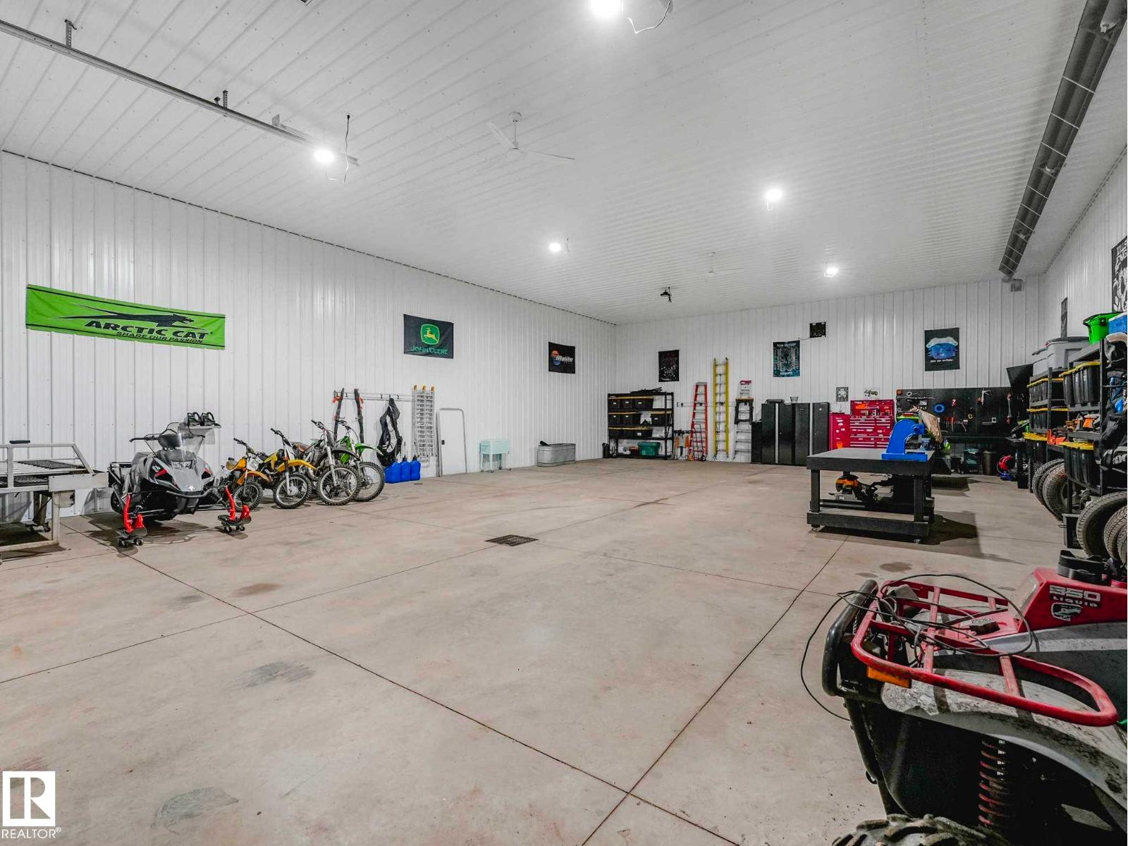 60030 Range Road 225 - 72