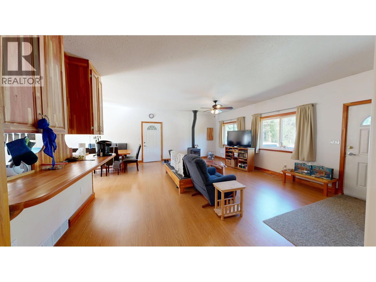 7636 KING ROAD - Image 4