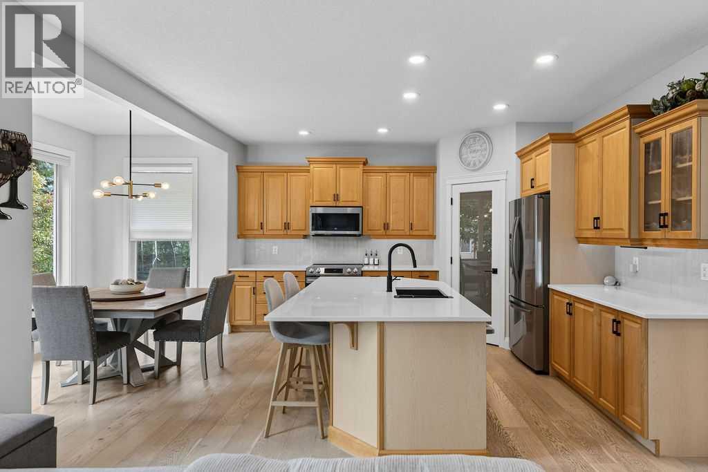 214 Cranleigh View SE - 13